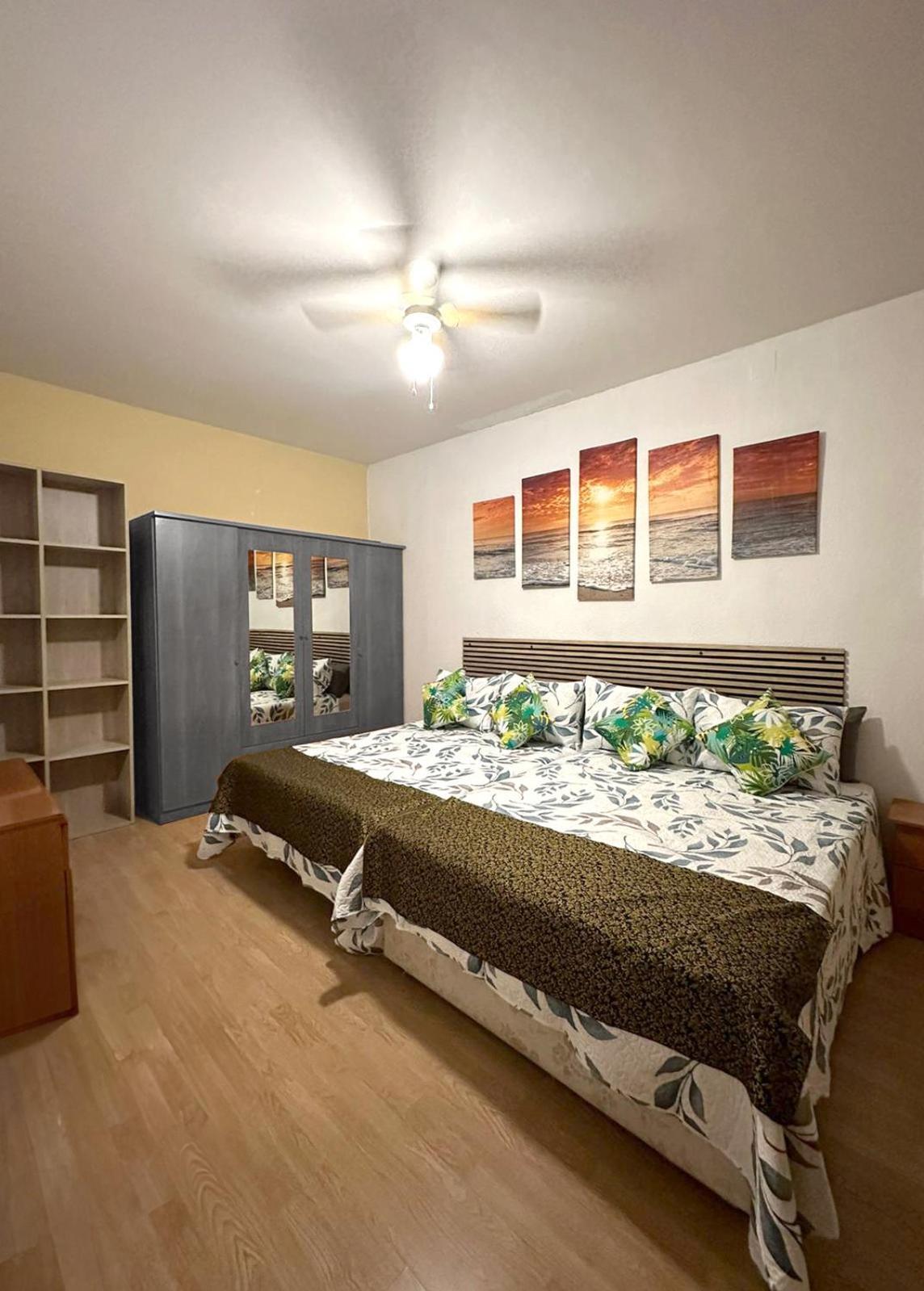 Puerta Del Sol Carretas Apartaments & Rooms Madrid Esterno foto